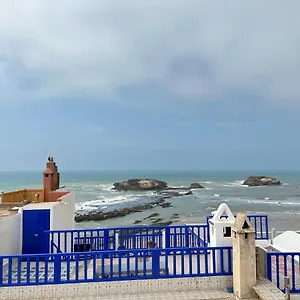 With A Sea View Bed and breakfast